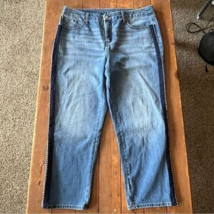 Chico's So Slimming Girlfriend Crop Jeans Blue Stretch Denim Slim Leg